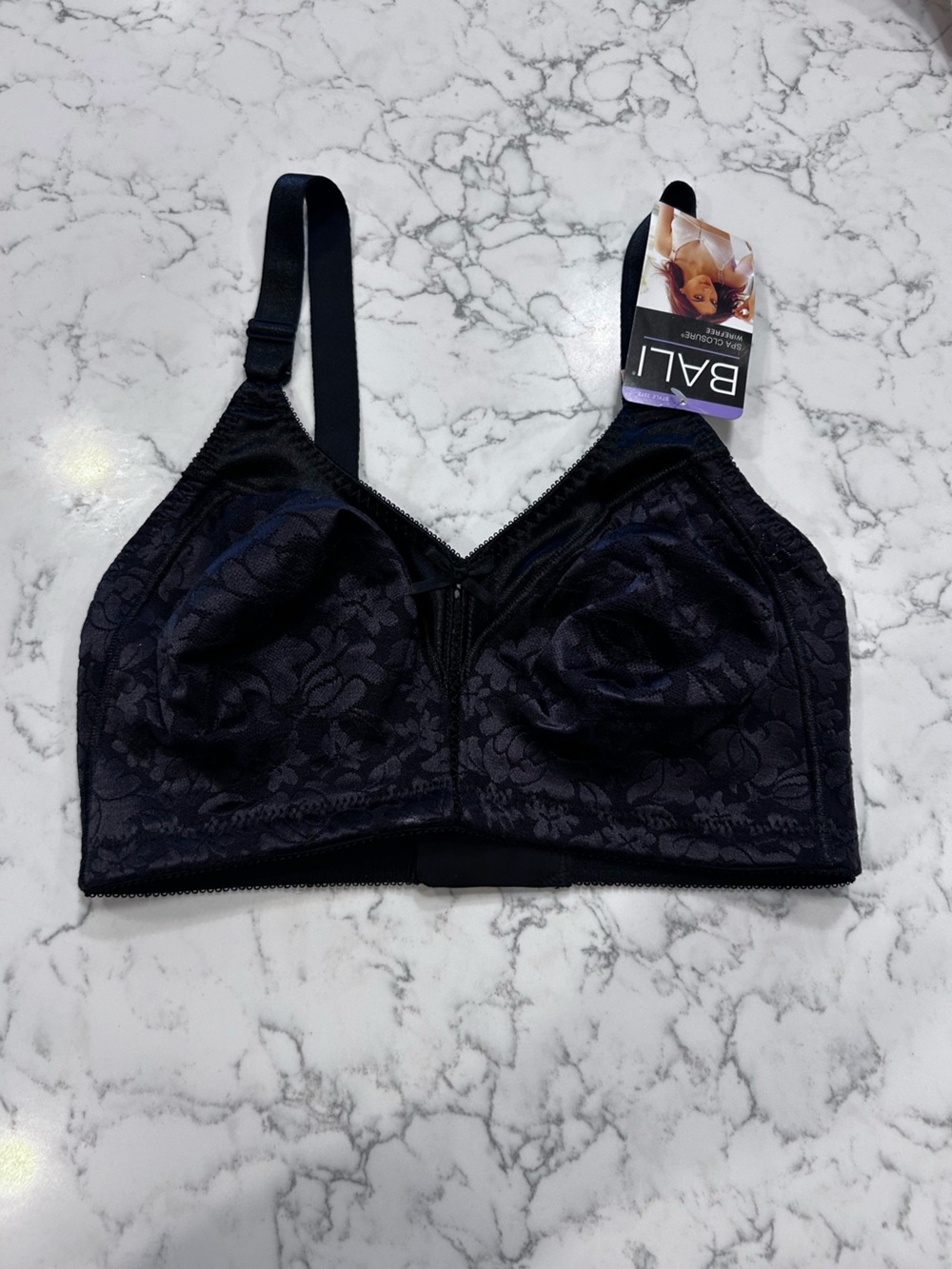 NWT Bali Black Spa Closure Wirefree Double Support Lace Bra Style 3372 Size 34DD